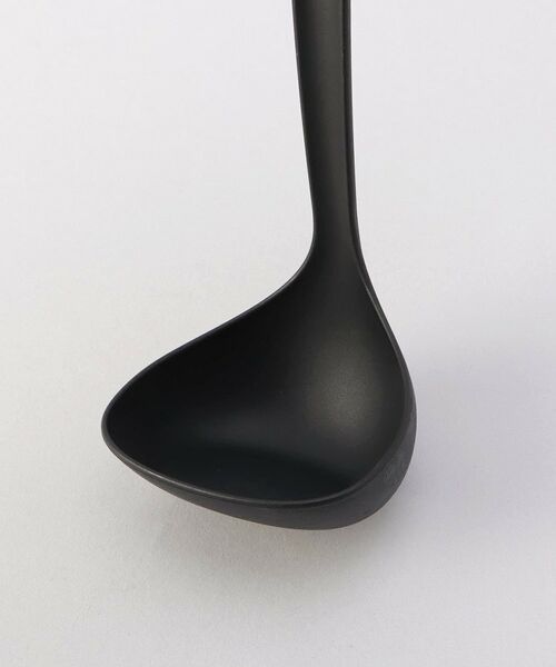 212 KITCHEN STORE / トゥーワントゥーキッチン ストア キッチンツール | 鍋イノベーション 立つお玉 M BK | 詳細3