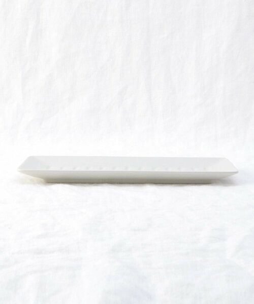 212 KITCHEN STORE / トゥーワントゥーキッチン ストア 食器 | 彫り長角皿 白結晶 | 詳細2