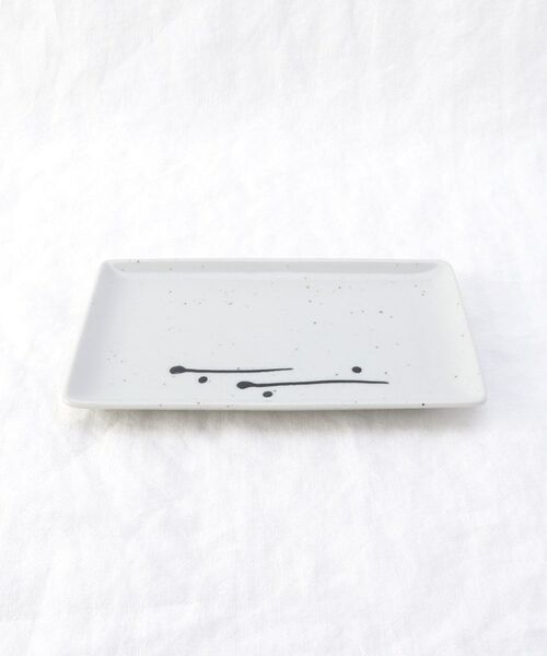 212 KITCHEN STORE / トゥーワントゥーキッチン ストア 食器 | 焼物皿 白粉引刻線 | 詳細1