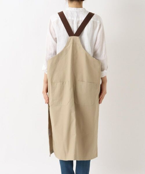 212 KITCHEN STORE / トゥーワントゥーキッチン ストア インテリア・生活雑貨・ホビー・ステーショナリー | カバーオールロングエプロン グレージュ ＜FABORI ファボリ＞ | 詳細3