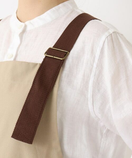 212 KITCHEN STORE / トゥーワントゥーキッチン ストア インテリア・生活雑貨・ホビー・ステーショナリー | カバーオールロングエプロン グレージュ ＜FABORI ファボリ＞ | 詳細5