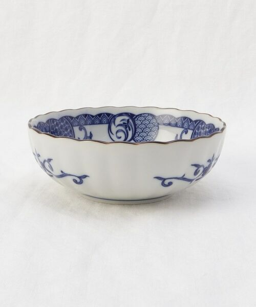 212 KITCHEN STORE / トゥーワントゥーキッチン ストア 食器 | 古染金彩 5寸鉢 花唐草 | 詳細2