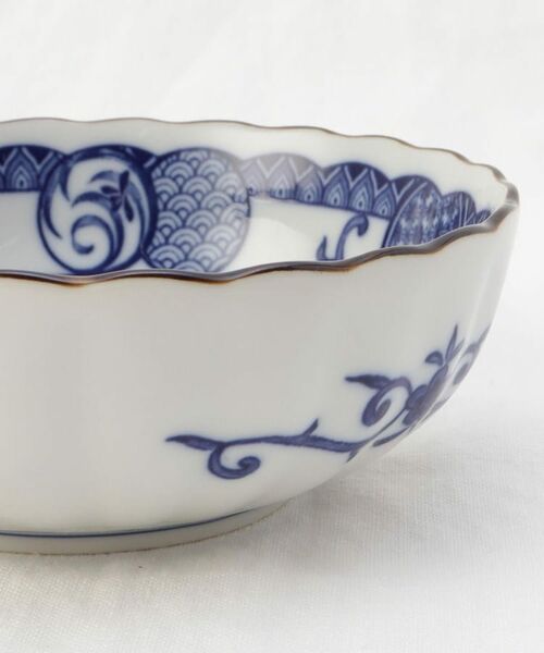 212 KITCHEN STORE / トゥーワントゥーキッチン ストア 食器 | 古染金彩 5寸鉢 花唐草 | 詳細5