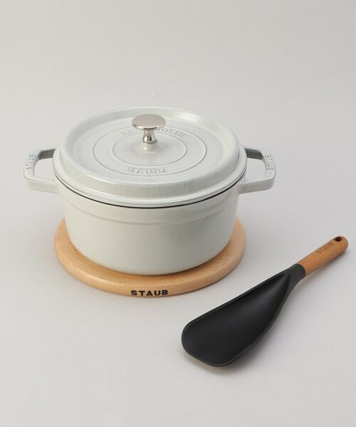 212 KITCHEN STORE / トゥーワントゥーキッチン ストア キッチンツール | 50thアニバーサリーセット　ラウンド22cm・トリベットスプーン カンパーニュ ＜STAUB ストウブ＞ | 詳細1