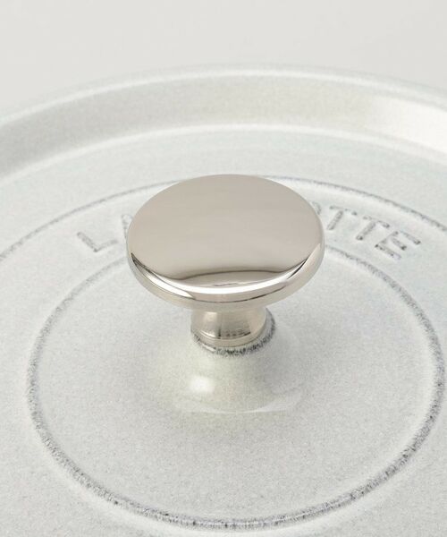 212 KITCHEN STORE / トゥーワントゥーキッチン ストア キッチンツール | 50thアニバーサリーセット　ラウンド22cm・トリベットスプーン カンパーニュ ＜STAUB ストウブ＞ | 詳細8