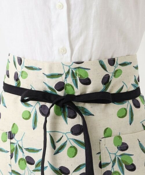 212 KITCHEN STORE / トゥーワントゥーキッチン ストア インテリア・生活雑貨・ホビー・ステーショナリー | オリーブボーダー ギャルソンエプロン NT | 詳細4