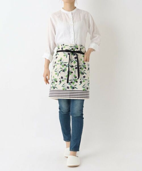 212 KITCHEN STORE / トゥーワントゥーキッチン ストア インテリア・生活雑貨・ホビー・ステーショナリー | オリーブボーダー ギャルソンエプロン NT | 詳細9