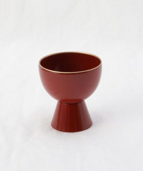 212 KITCHEN STORE / トゥーワントゥーキッチン ストア インテリア・生活雑貨・ホビー・ステーショナリー | ハレとケ 越前塗り 高台祝いぐい呑み　茜朱 | 詳細1