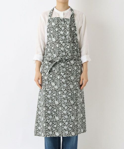212 KITCHEN STORE / トゥーワントゥーキッチン ストア インテリア・生活雑貨・ホビー・ステーショナリー | ハンドブロックプリント エプロン DG ＜Sankara. サンカラ＞ | 詳細1