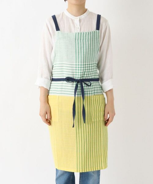 212 KITCHEN STORE / トゥーワントゥーキッチン ストア インテリア・生活雑貨・ホビー・ステーショナリー | Wガーゼ前結びエプロン YE | 詳細1