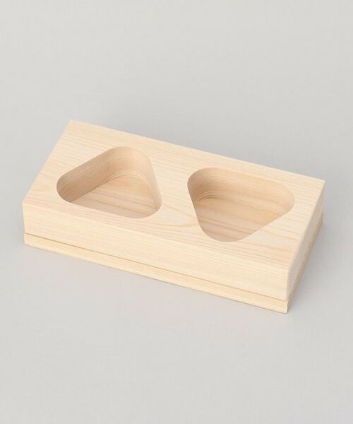 212 KITCHEN STORE / トゥーワントゥーキッチン ストア キッチンツール | ふんわりできる、国産天然木ひのきのおむすび型 2個 | 詳細1