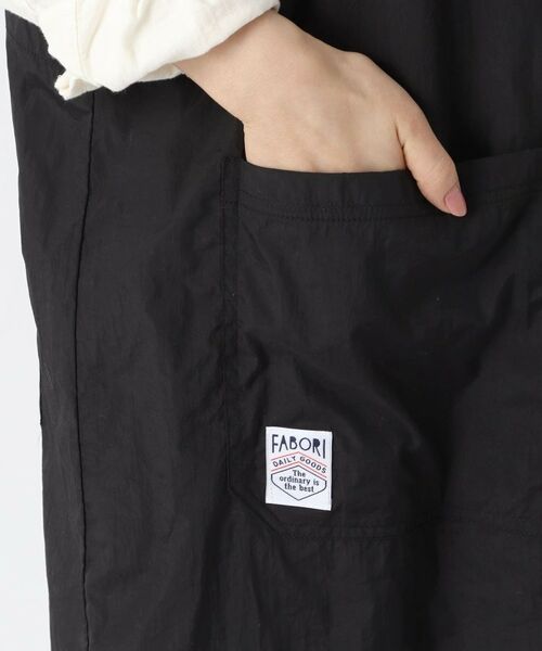 212 KITCHEN STORE / トゥーワントゥーキッチン ストア インテリア・生活雑貨・ホビー・ステーショナリー | 極軽撥水エプロン キテミテ クロ ＜FABORI ファボリ＞ | 詳細6