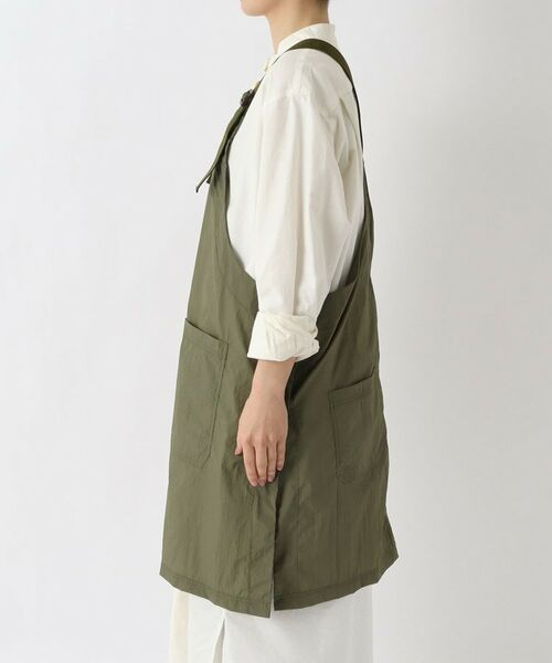 212 KITCHEN STORE / トゥーワントゥーキッチン ストア インテリア・生活雑貨・ホビー・ステーショナリー | 極軽撥水エプロン キテミテ ミドリ ＜FABORI ファボリ＞ | 詳細2