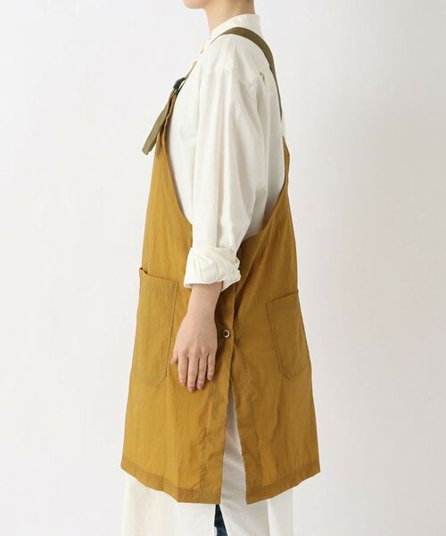 212 KITCHEN STORE / トゥーワントゥーキッチン ストア インテリア・生活雑貨・ホビー・ステーショナリー | 極軽撥水エプロン キテミテ キイロ ＜FABORI ファボリ＞ | 詳細2