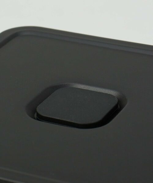 212 KITCHEN STORE / トゥーワントゥーキッチン ストア キッチンツール | スプーン付き バルブ付き密閉保存容器  BK 山崎実業 ＜tower タワー＞ | 詳細4