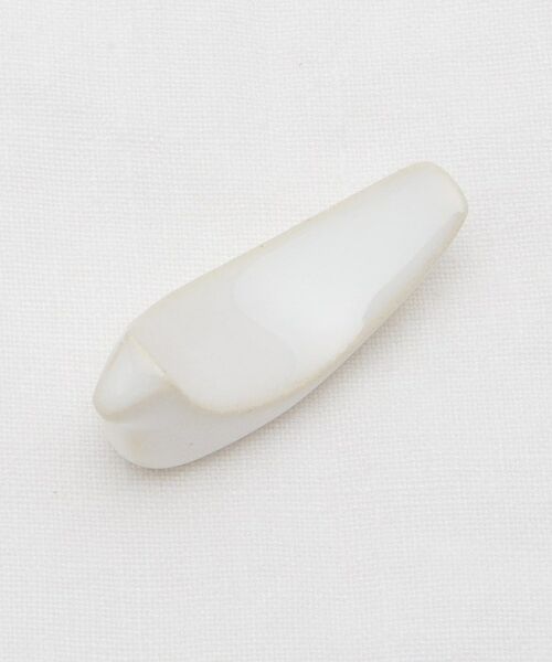 212 KITCHEN STORE / トゥーワントゥーキッチン ストア インテリア・生活雑貨・ホビー・ステーショナリー | 益子 箸置き 糠白釉 | 詳細3