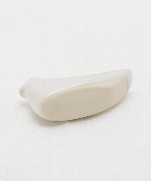 212 KITCHEN STORE / トゥーワントゥーキッチン ストア インテリア・生活雑貨・ホビー・ステーショナリー | 益子 箸置き 糠白釉 | 詳細4
