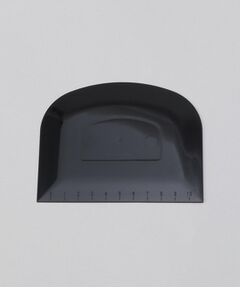 212 KITCHEN STORE / トゥーワントゥーキッチン ストア キッチンツール | ドレッジ 目盛付 BK ＜Cake Land ケーキランド＞