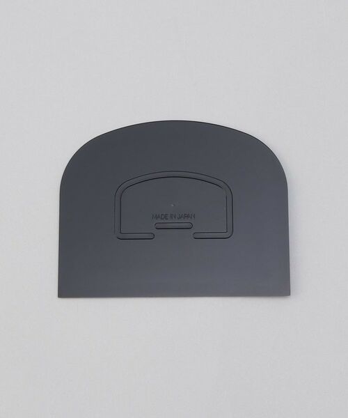 212 KITCHEN STORE / トゥーワントゥーキッチン ストア キッチンツール | ドレッジ 目盛付 BK ＜Cake Land ケーキランド＞ | 詳細2