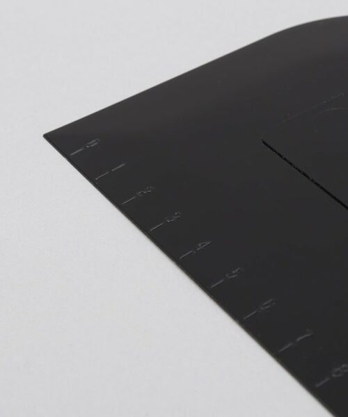 212 KITCHEN STORE / トゥーワントゥーキッチン ストア キッチンツール | ドレッジ 目盛付 BK ＜Cake Land ケーキランド＞ | 詳細3