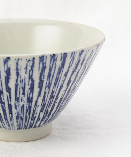 212 KITCHEN STORE / トゥーワントゥーキッチン ストア 食器 | 波佐見 かすり十草茶碗 BL | 詳細5