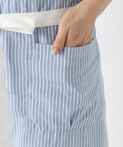 212 KITCHEN STORE / トゥーワントゥーキッチン ストア インテリア・生活雑貨・ホビー・ステーショナリー | ペンシルストライプ Vネックエプロン BL | 詳細6