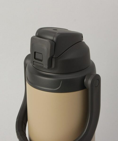 212 KITCHEN STORE / トゥーワントゥーキッチン ストア インテリア・生活雑貨・ホビー・ステーショナリー | マリット ステンレスワンプッシュ直飲みボトル2L BE | 詳細4