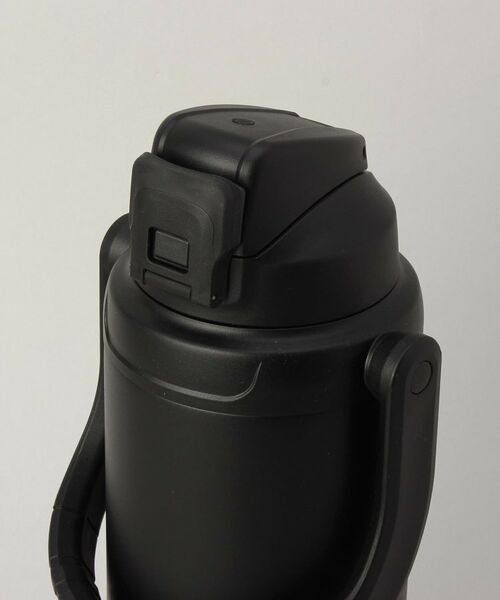 212 KITCHEN STORE / トゥーワントゥーキッチン ストア インテリア・生活雑貨・ホビー・ステーショナリー | マリット ステンレスワンプッシュ直飲みボトル2L BK | 詳細4