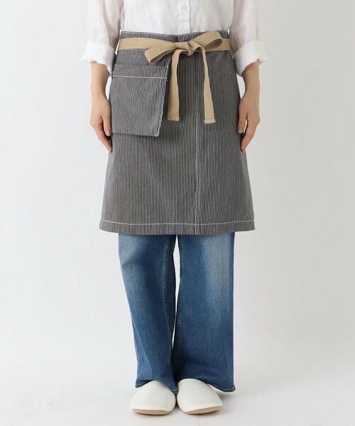 212 KITCHEN STORE / トゥーワントゥーキッチン ストア インテリア・生活雑貨・ホビー・ステーショナリー | ショートギャルソンエプロン ヒッコリー | 詳細1