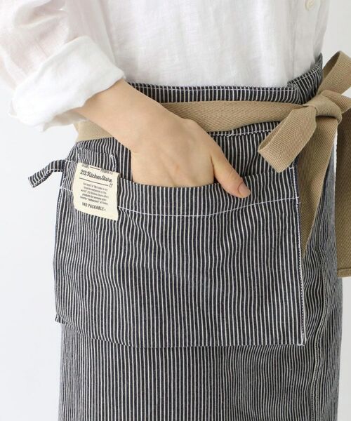 212 KITCHEN STORE / トゥーワントゥーキッチン ストア インテリア・生活雑貨・ホビー・ステーショナリー | ショートギャルソンエプロン ヒッコリー | 詳細6
