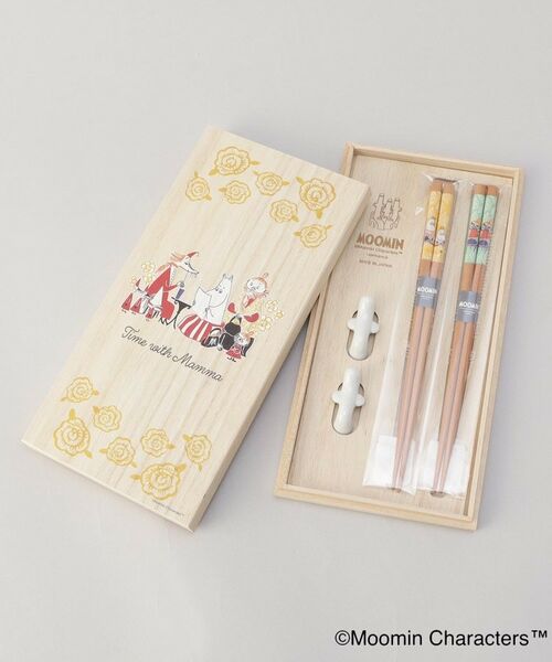 212 KITCHEN STORE / トゥーワントゥーキッチン ストア インテリア・生活雑貨・ホビー・ステーショナリー | 木箱入ペア箸セット ＜MOOMIN ムーミン＞ | 詳細1