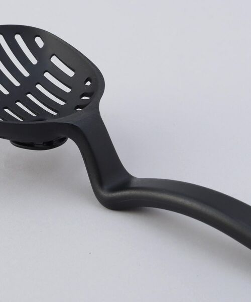 212 KITCHEN STORE / トゥーワントゥーキッチン ストア キッチンツール | Lestrain ストレーナー BK ＜Dreamfarm ドリームファーム＞ | 詳細5
