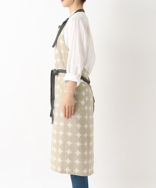 212 KITCHEN STORE / トゥーワントゥーキッチン ストア インテリア・生活雑貨・ホビー・ステーショナリー | サークルジャガード エプロン BE | 詳細2