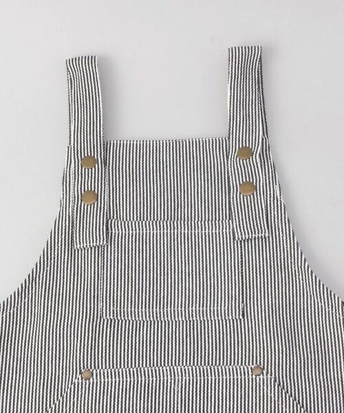 212 KITCHEN STORE / トゥーワントゥーキッチン ストア インテリア・生活雑貨・ホビー・ステーショナリー | ヒッコリーストライプエプロン キッズ BK ＜212Kオリジナル＞ | 詳細4