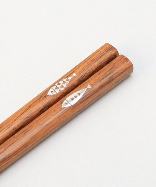 212 KITCHEN STORE / トゥーワントゥーキッチン ストア インテリア・生活雑貨・ホビー・ステーショナリー | 箸 魚スチュワート シルバー | 詳細2