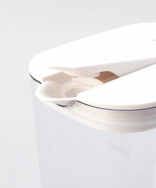 212 KITCHEN STORE / トゥーワントゥーキッチン ストア グラス・マグカップ | 棚に収まる冷水筒 1.2L WH | 詳細2