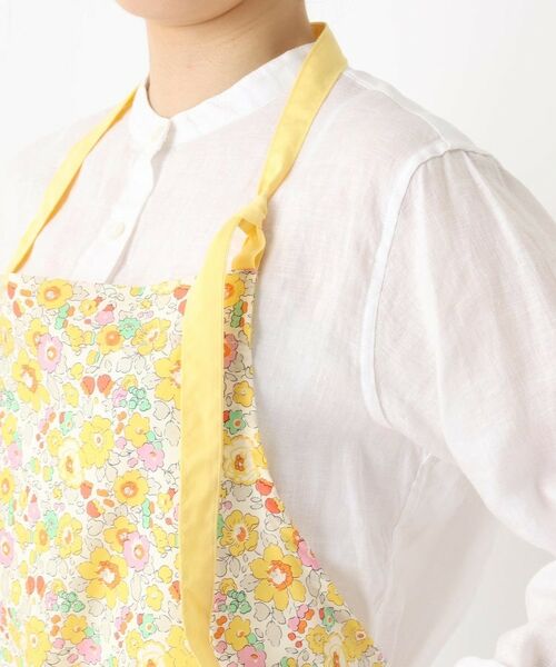 212 KITCHEN STORE / トゥーワントゥーキッチン ストア インテリア・生活雑貨・ホビー・ステーショナリー | エプロン ベッツィ YE ＜フローレットロンドン＞ | 詳細5