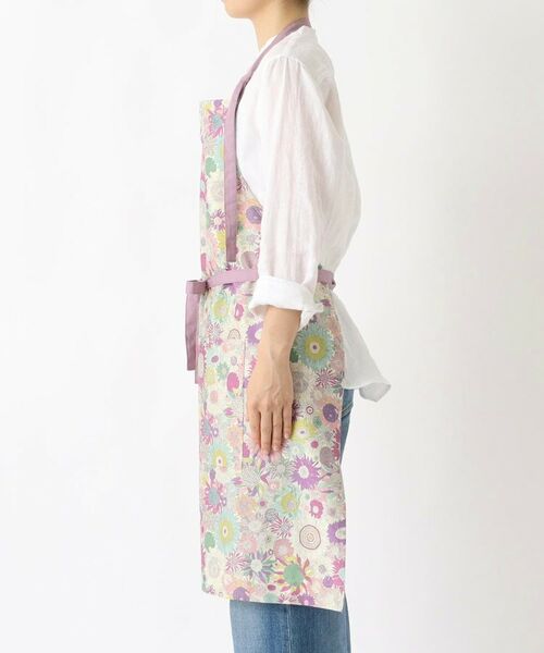 212 KITCHEN STORE / トゥーワントゥーキッチン ストア インテリア・生活雑貨・ホビー・ステーショナリー | エプロン スモールスザンナ PU ＜フローレットロンドン＞ | 詳細2