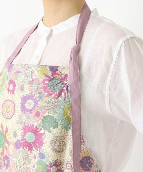 212 KITCHEN STORE / トゥーワントゥーキッチン ストア インテリア・生活雑貨・ホビー・ステーショナリー | エプロン スモールスザンナ PU ＜フローレットロンドン＞ | 詳細5