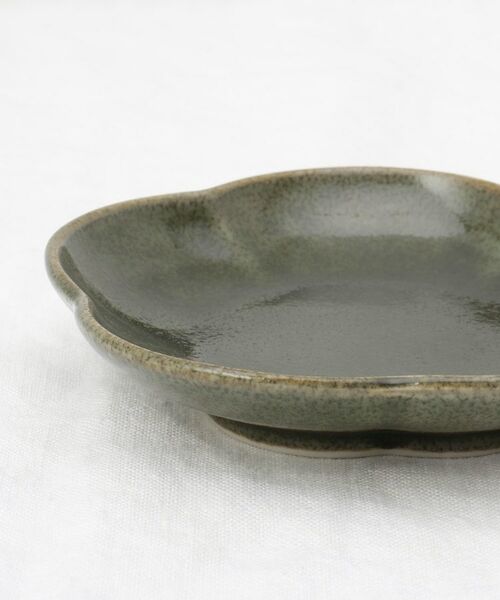 212 KITCHEN STORE / トゥーワントゥーキッチン ストア 食器 | ケイプ 梅形小皿 オリベグリーン | 詳細5