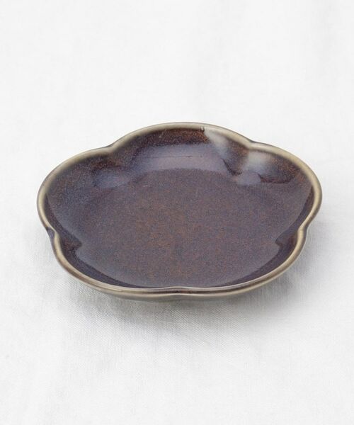 212 KITCHEN STORE / トゥーワントゥーキッチン ストア 食器 | ケイプ 梅形小皿 レーズンブラウン | 詳細1