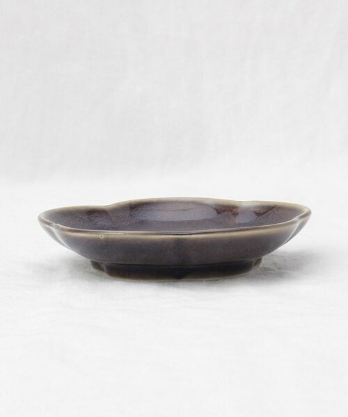 212 KITCHEN STORE / トゥーワントゥーキッチン ストア 食器 | ケイプ 梅形小皿 レーズンブラウン | 詳細2