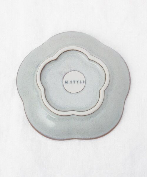 212 KITCHEN STORE / トゥーワントゥーキッチン ストア 食器 | ケイプ 梅形小皿 ライトグレー | 詳細4
