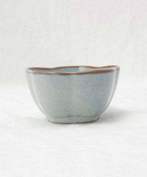 212 KITCHEN STORE / トゥーワントゥーキッチン ストア 食器 | ケイプ 梅形小鉢 ライトグレー | 詳細2