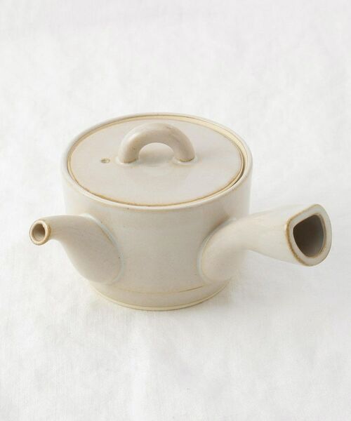 212 KITCHEN STORE / トゥーワントゥーキッチン ストア インテリア・生活雑貨・ホビー・ステーショナリー | 波佐見焼 土もの急須 白 ＜ハレとケ＞ | 詳細1