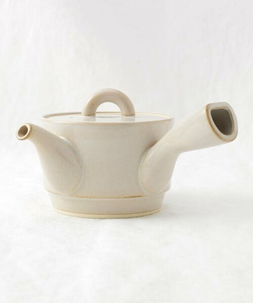 212 KITCHEN STORE / トゥーワントゥーキッチン ストア インテリア・生活雑貨・ホビー・ステーショナリー | 波佐見焼 土もの急須 白 ＜ハレとケ＞ | 詳細2