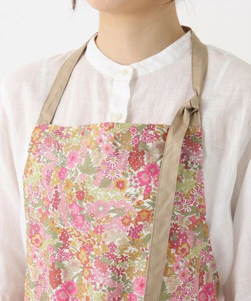 212 KITCHEN STORE / トゥーワントゥーキッチン ストア インテリア・生活雑貨・ホビー・ステーショナリー | エプロン マーガレットアニー PK ＜フローレットロンドン ＞ | 詳細4