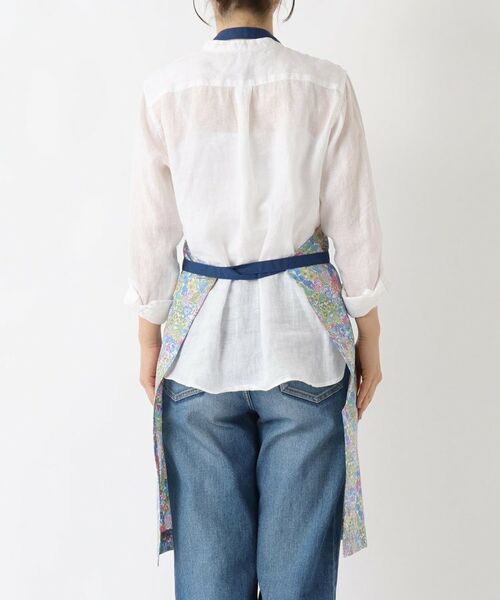 212 KITCHEN STORE / トゥーワントゥーキッチン ストア インテリア・生活雑貨・ホビー・ステーショナリー | エプロン マーガレットアニー BL ＜フローレットロンドン ＞ | 詳細3