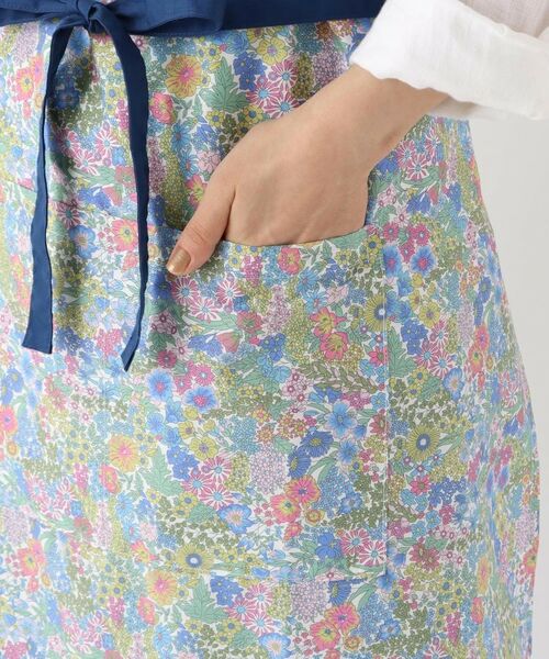 212 KITCHEN STORE / トゥーワントゥーキッチン ストア インテリア・生活雑貨・ホビー・ステーショナリー | エプロン マーガレットアニー BL ＜フローレットロンドン ＞ | 詳細6