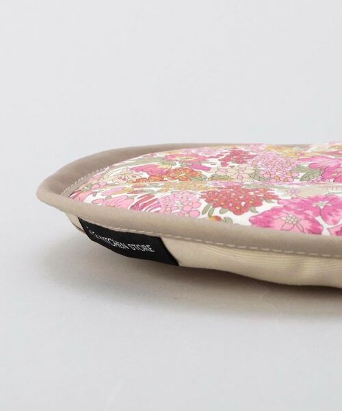 212 KITCHEN STORE / トゥーワントゥーキッチン ストア インテリア・生活雑貨・ホビー・ステーショナリー | ミトンサークル マーガレットアニー PK ＜フローレットロンドン＞ | 詳細3